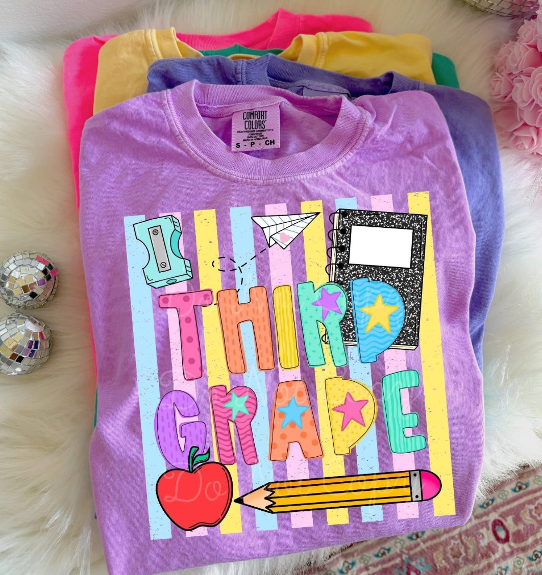 RAINBOW STRIPE GRADE GRAPHIC TEE
