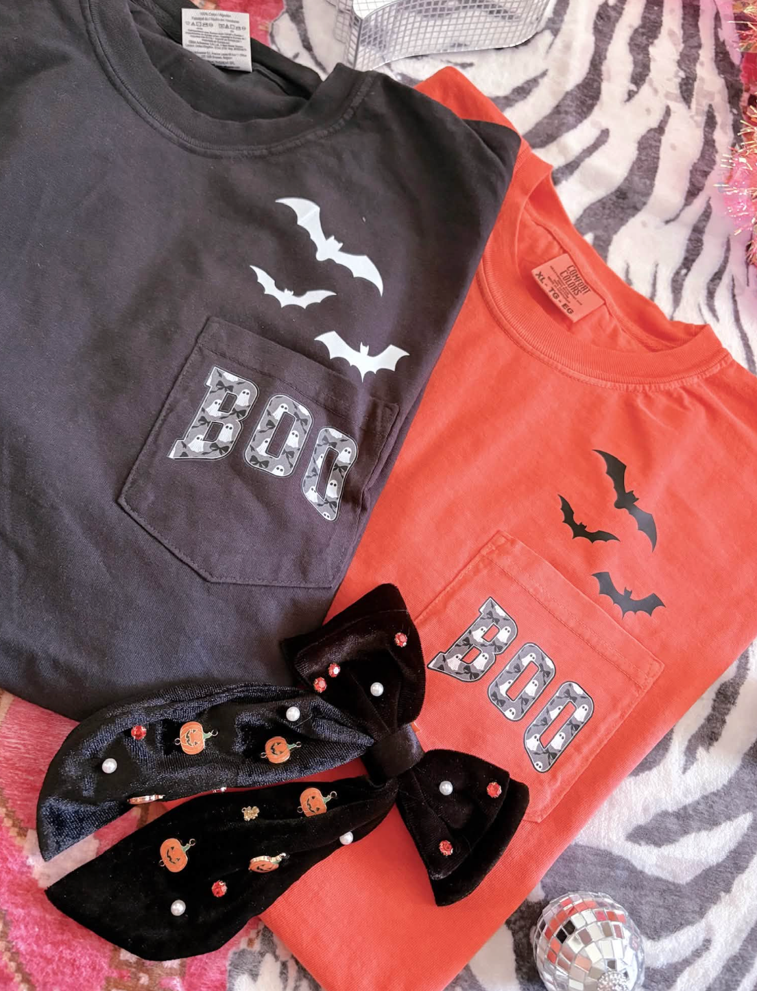 POCKET BOO TEE